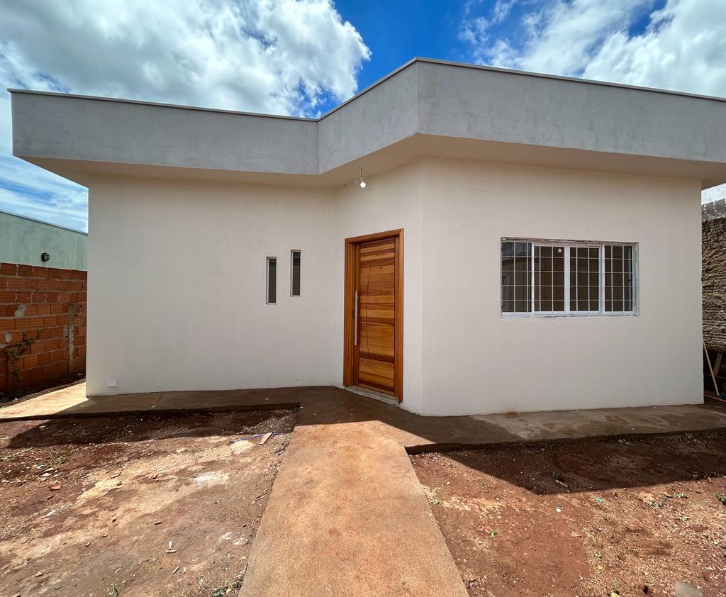  Casa bairro Carminha Sandoval em Ituverava-SP